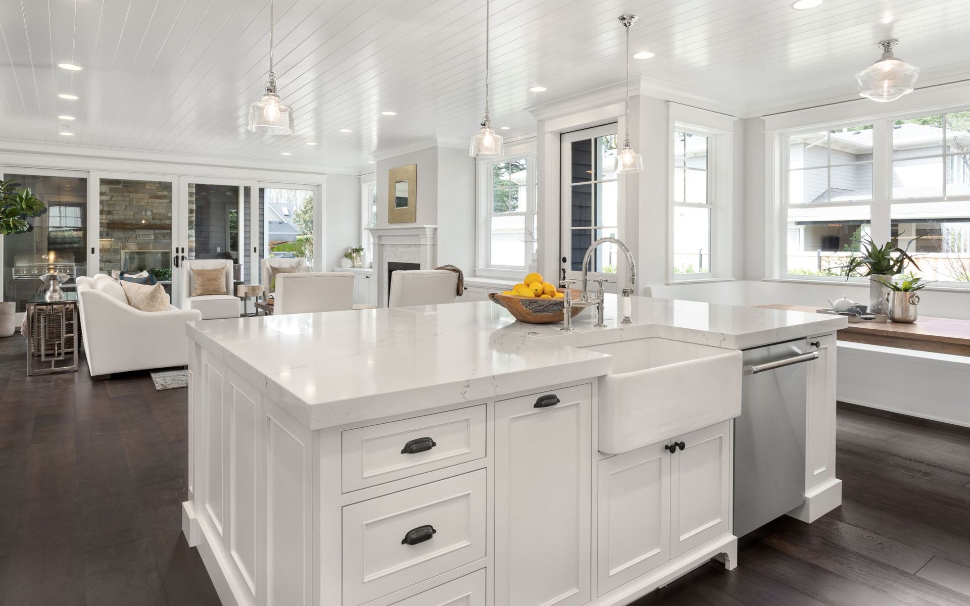 A white kitchen and dining area